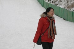 박전도사님. 눈썰매 타다..